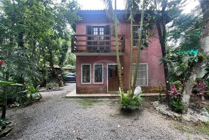 Casa em Camburi, 3 quartos - 1 suíte - 3 vagas - Condominio Village Camburi -
