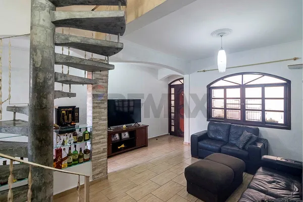 Sobrado à venda com 3 quartos, 216m² - Assunção,São Bernardo do Campo 