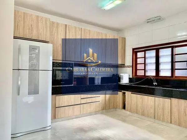 Sobrado em condomínio à venda com 4 quartos, 384m² - Massaguaçu,Caraguatatuba