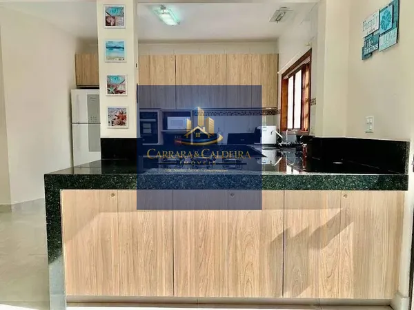 Sobrado em condomínio à venda com 4 quartos, 384m² - Massaguaçu,Caraguatatuba