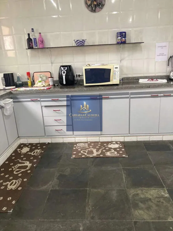 Sobrado à venda com 5 quartos, 283m² - Pontal de Santa Marina,Caraguatatuba