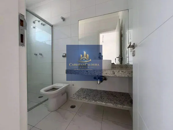 Sobrado à venda com 4 quartos, 300m² - Balneário Praia do Pernambuco,Guarujá