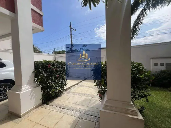 Sobrado à venda com 4 quartos, 300m² - Balneário Praia do Pernambuco,Guarujá