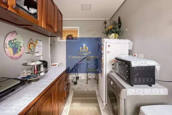 Sobrado à venda com 3 quartos, 380,00m² - Centro,