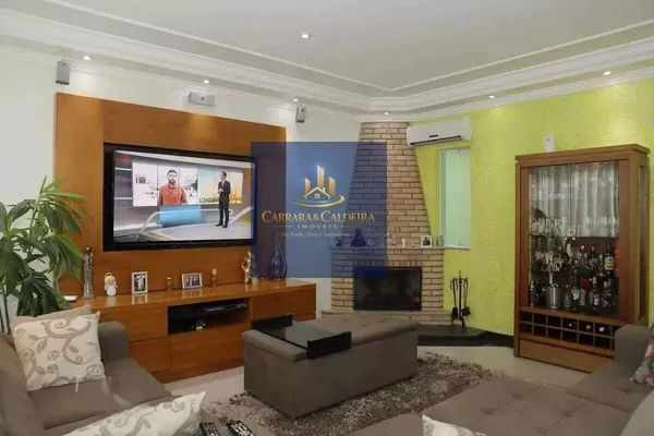 Sobrado à venda com 3 quartos, 243,56m² - Nova Petrópolis,São Bernardo do Campo