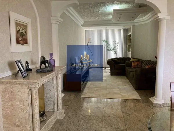 Sobrado à venda com 6 quartos, 542,21m² - Nova Petrópolis,São Bernardo do Campo