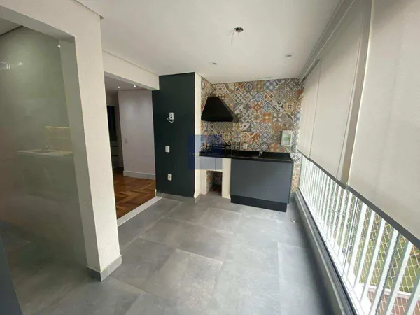 Apartamento à venda com 3 quartos - ,