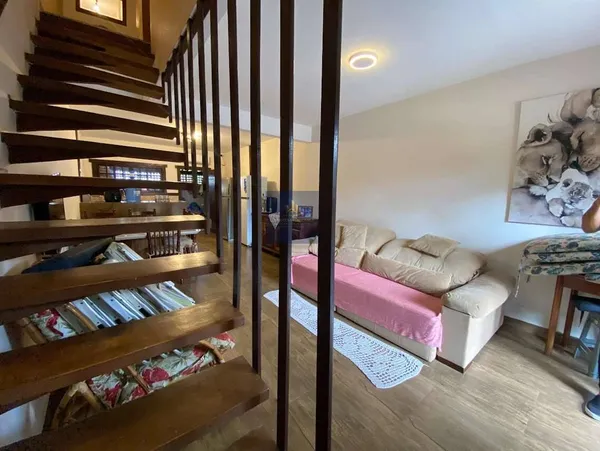 Sobrado em condomínio à venda com 2 quartos, 85m² - Jardim das Palmeiras,Itanhaém