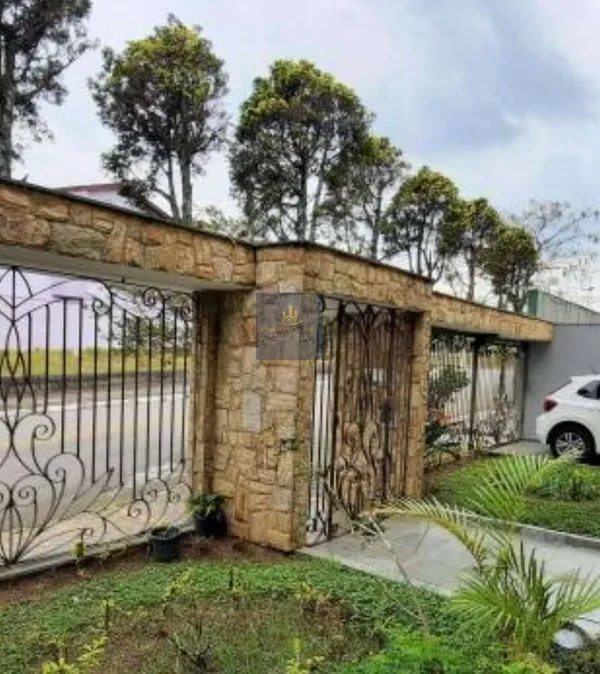 Sobrado à venda com 4 quartos, 340m² - Parque dos Passaros,São Bernardo do Campo
