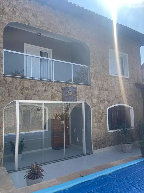 Sobrado à venda com 3 quartos, 363m² - Parque dos Passaros,São Bernardo do Campo