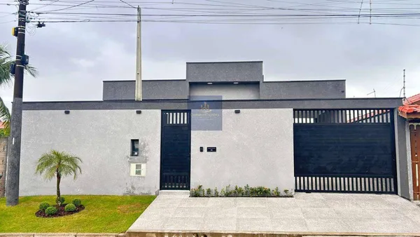 Casa à venda com 3 quartos, 135m² - Nova Peruibe,Peruíbe