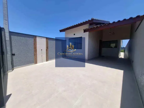 Casa à venda com 3 quartos, 115m² - Nova Peruibe,Peruíbe