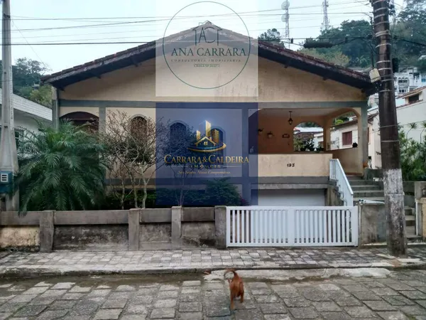 Casa à venda com 4 quartos, 132m² - Itanhaem,