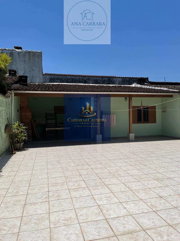 Casa à venda com 3 quartos - Jd Suarao,Itanhaém