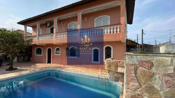 Sobrado à venda com 5 quartos, 343,30m² - Vila São Paulo,Itanhaém
