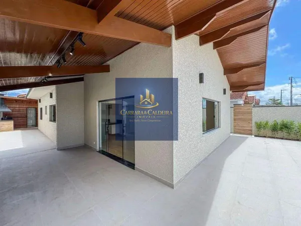Casa à venda com 3 quartos - Balneario Florida,Peruíbe