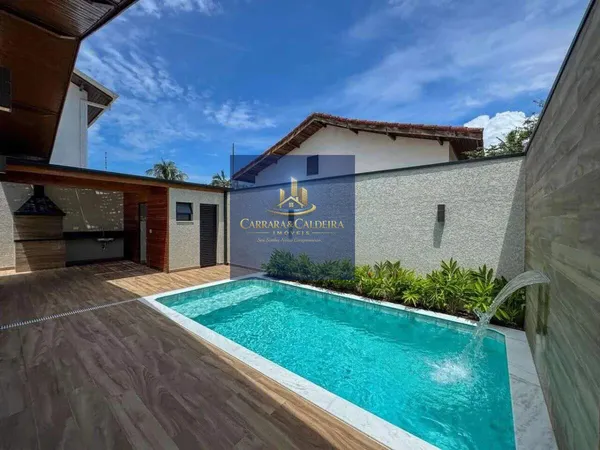 Casa à venda com 3 quartos - Balneario Florida,Peruíbe