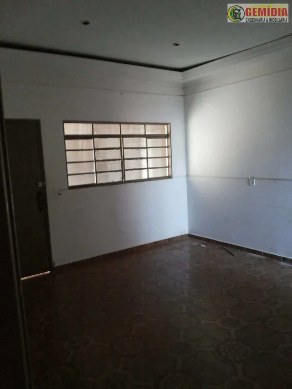 Casa à venda com 3 quartos, 160m² - ,