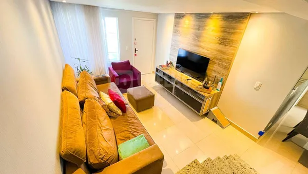 Sobrado em condomínio à venda com 3 quartos, 183,39m² - Braga,São José dos Pinhais
