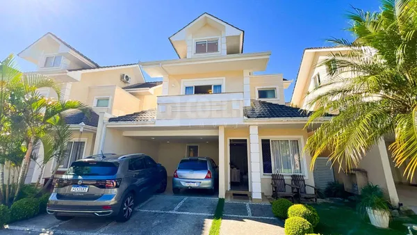 Sobrado em condomínio à venda com 3 quartos, 183,39m² - Braga,São José dos Pinhais