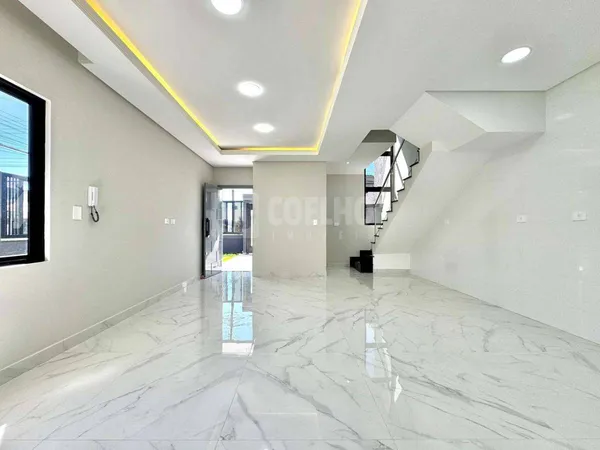 Sobrado à venda com 3 quartos, 144m² - Cruzeiro,São José dos Pinhais