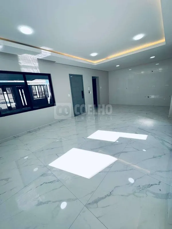 Sobrado à venda com 3 quartos, 176,76m² - Cruzeiro,São José dos Pinhais
