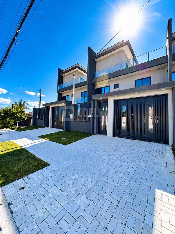 Sobrado à venda com 3 quartos, 176,76m² - Cruzeiro,São José dos Pinhais