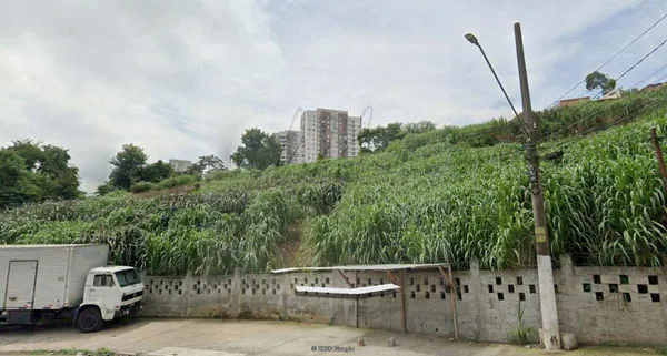 Terreno à venda - Jardim Ingá,São Paulo