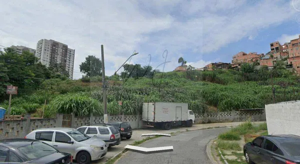 Terreno à venda - Jardim Ingá,São Paulo