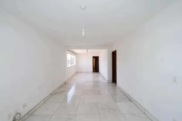 Apartamento à venda com 4 quartos, 135m² - ,