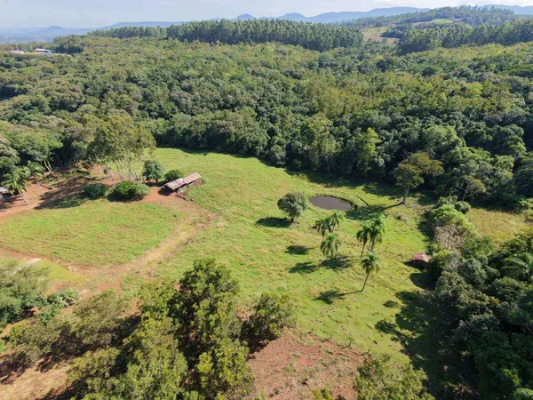 Chácara à venda com 2 quartos, 90.00m² - Becker,Dois Irmãos