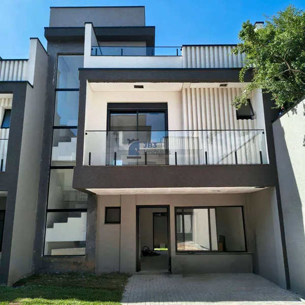 Sobrado em condomínio à venda com 3 quartos, 156m² - Bacacheri,Curitiba