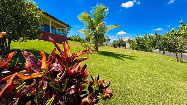 Chácara à venda com 3 quartos, 364m² - Vale das Laranjeiras,Indaiatuba