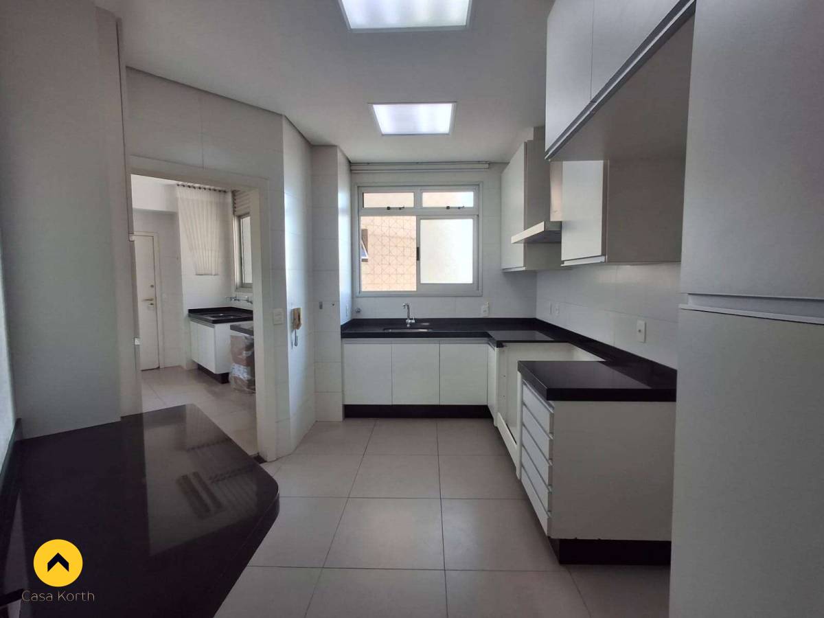 Apartamento à venda com 4 quartos, 186m² - Funcionários,Belo Horizonte