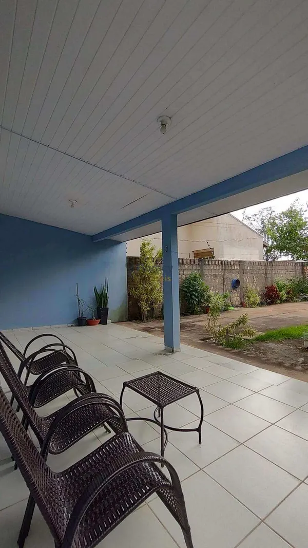 Casa à venda com 2 quartos, 110m² - Residencial Buritis,Sinop