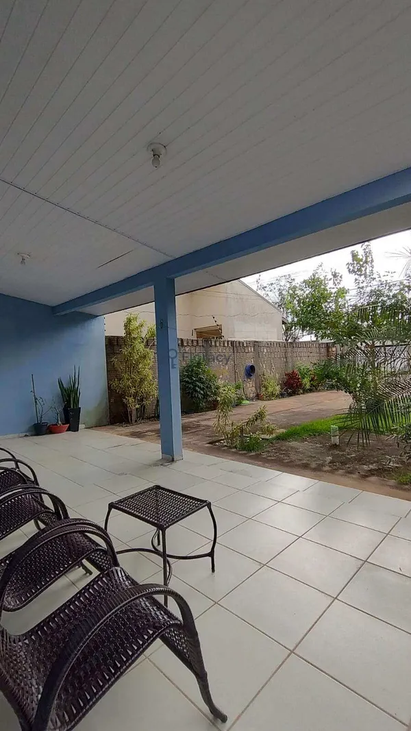 Casa à venda com 2 quartos, 110m² - Residencial Buritis,Sinop