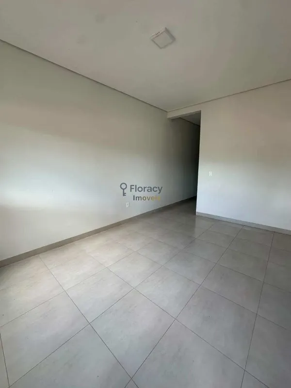 Casa à venda com 2 quartos, 110m² - Jardim Itália III,Sinop