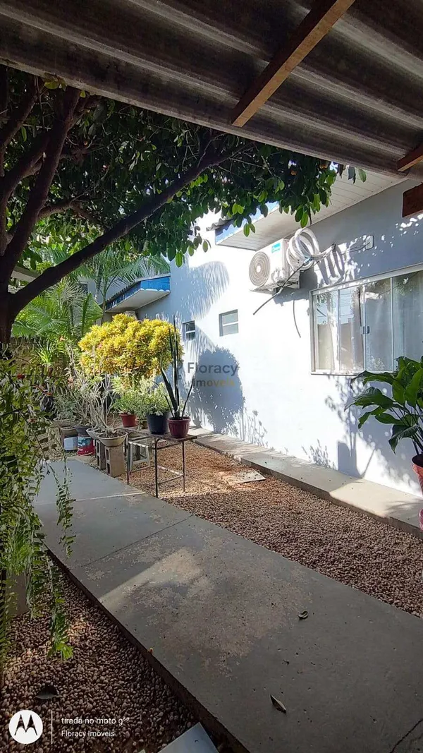 Casa à venda com 3 quartos, 83m² - Jardim Iporã,Sinop