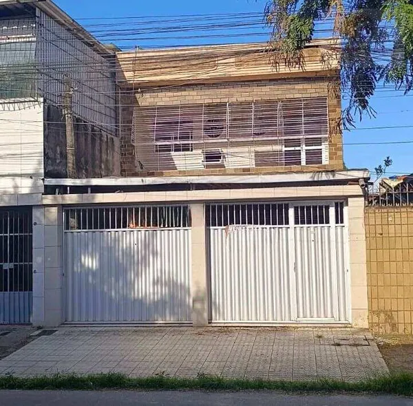 Casa à venda com 4 quartos - Arruda,Recife