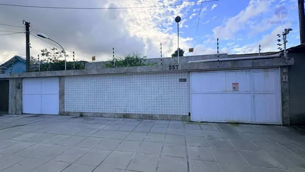 Casa à venda com 5 quartos - Hipódromo,Recife