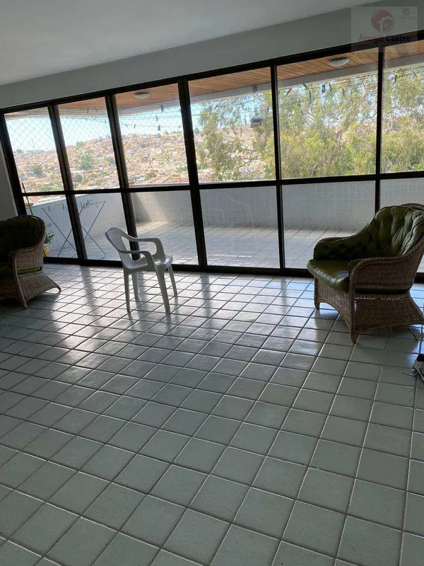 Apartamento à venda com 4 quartos - Apipucos,Recife