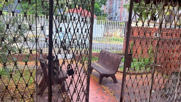 Casa à venda com 5 quartos - Hipódromo,Recife
