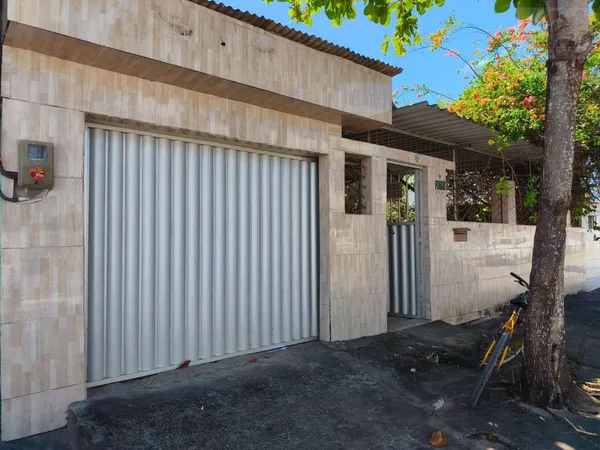 Casa à venda com 2 quartos - Cajueiro,Recife