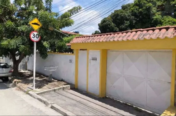 Casa à venda com 4 quartos - Fragoso,Olinda