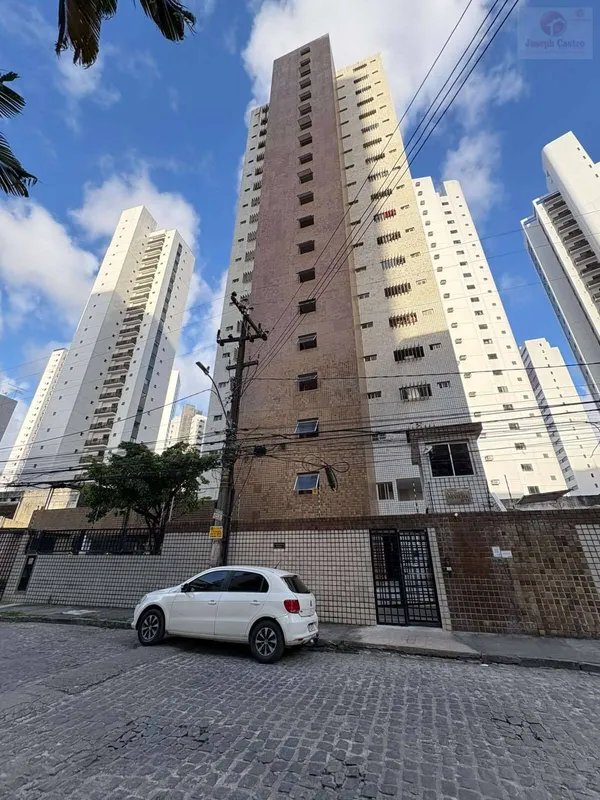 Apartamento à venda com 3 quartos - Casa Amarela,Recife