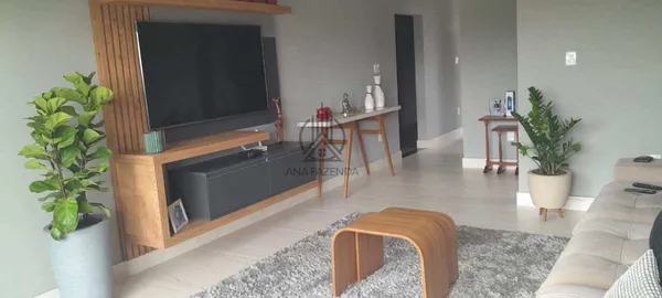 Sobrado em condomínio à venda com 3 quartos, 209m² - Monte Belo,Taubaté