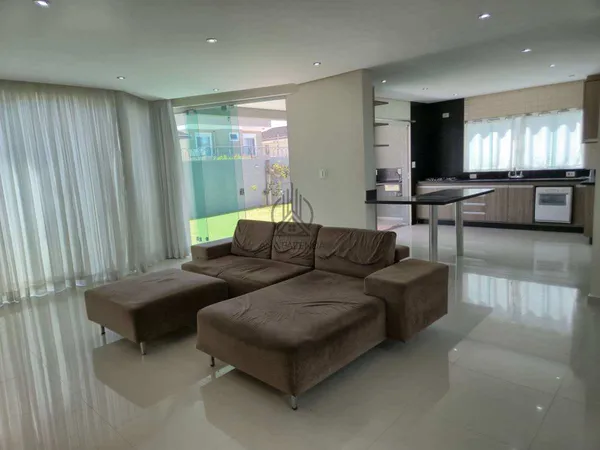 Sobrado em condomínio à venda com 3 quartos, 218m² - Loteamento Residencial Campos do Conde II,Tremembé