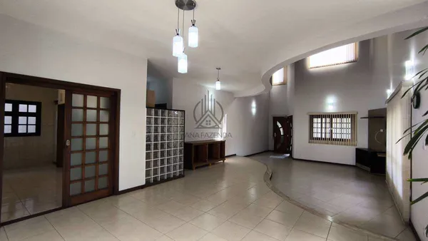 Sobrado em condomínio à venda com 4 quartos, 416m² - Jardim das Nações,Taubaté