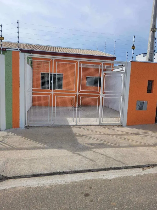 Casa à venda com 3 quartos, 138m² - Jardim Oásis,Taubaté