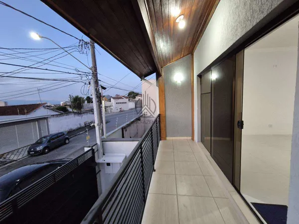 Casa à venda com 4 quartos, 180m² - Jardim Russi,Taubaté